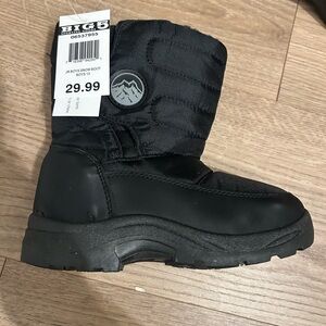 Kids Black Snow Boots